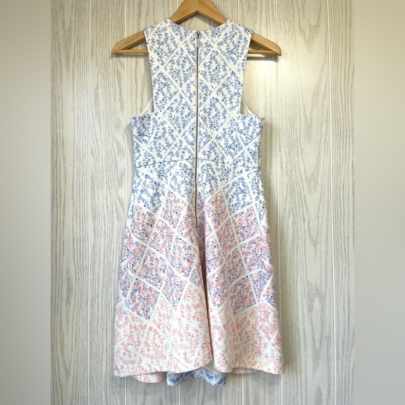 ERIN FETHERSTON Floral Dress Anthro Sz 4 EUC - Picture 3 of 3